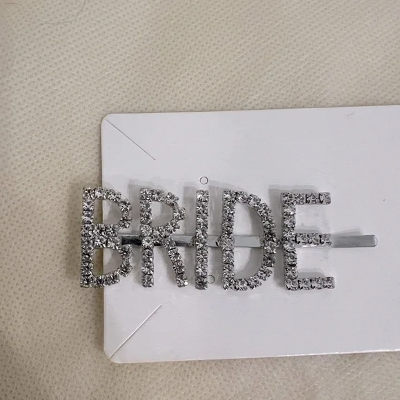 Bridal Hair Clip Accessories - Picture 6 of 7